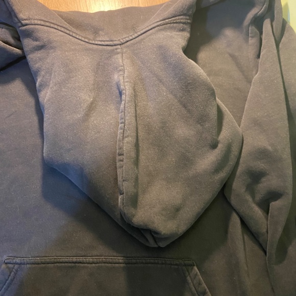 sweatshirt - Picture 7 of 7